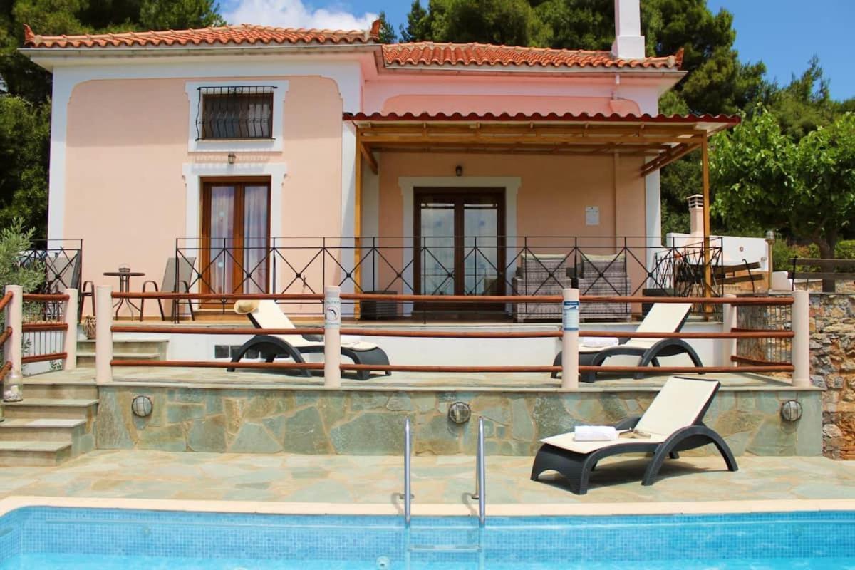 סקופלוס טאון Villa Tenedos מראה חיצוני תמונה